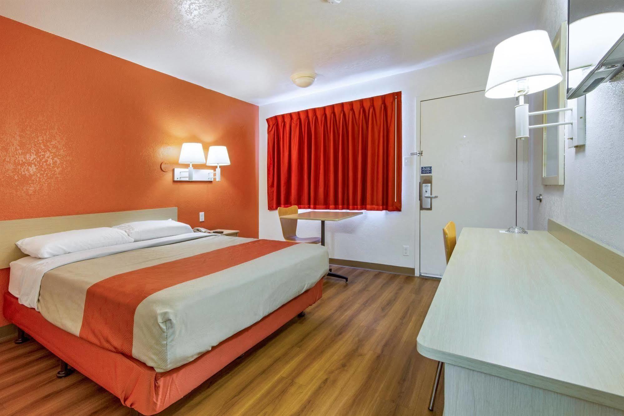Motel 6-Phoenix, Az - North Bell Road Luaran gambar