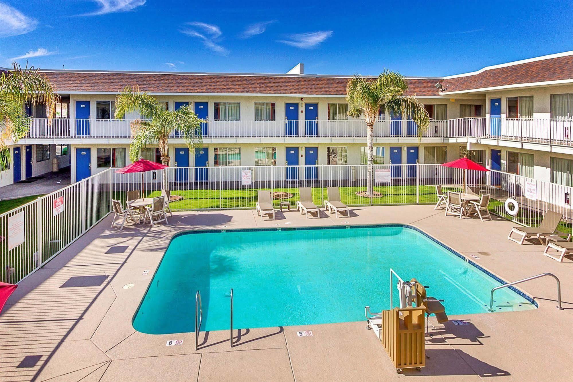 Motel 6-Phoenix, Az - North Bell Road Luaran gambar