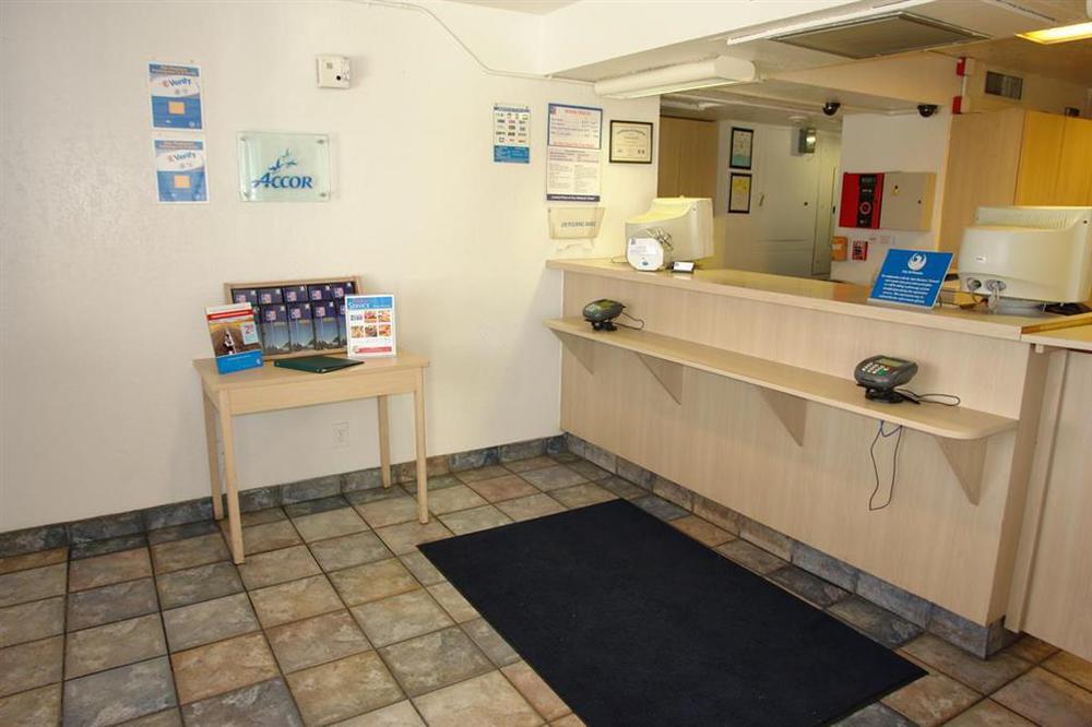 Motel 6-Phoenix, Az - North Bell Road Dalaman gambar