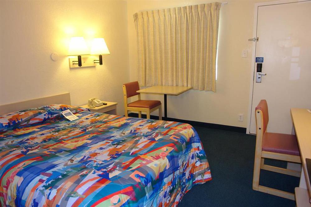 Motel 6-Phoenix, Az - North Bell Road Bilik gambar